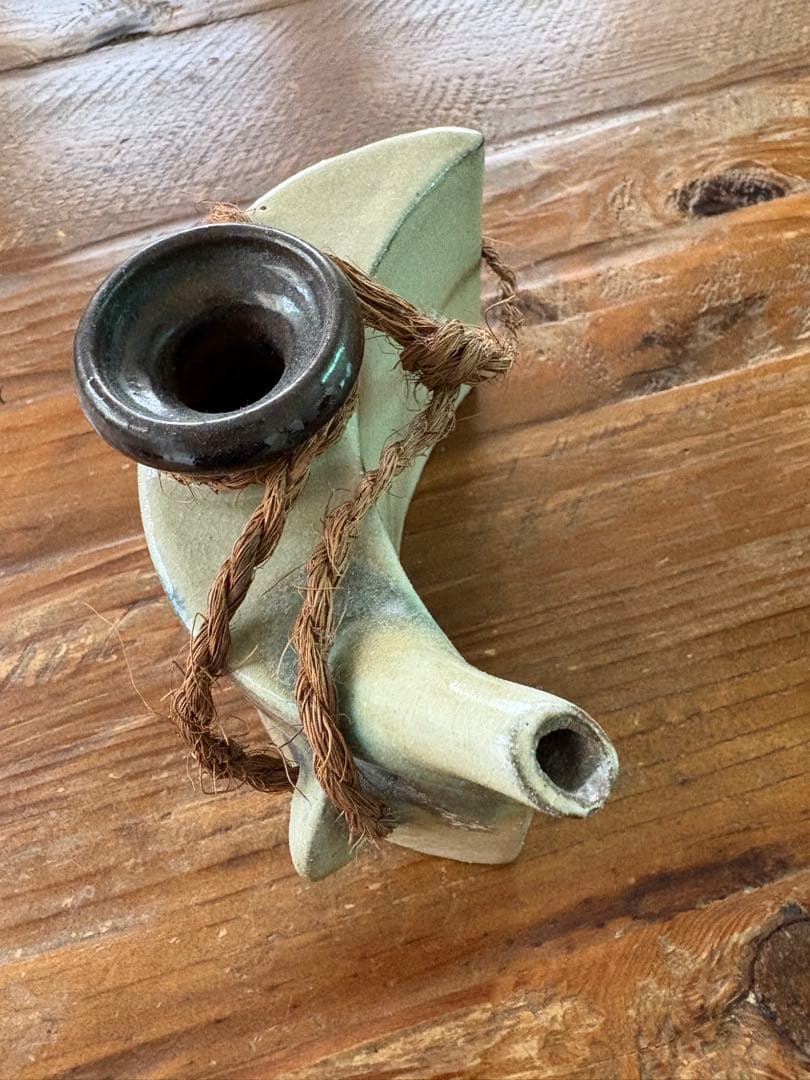 上江洲茂生 作 壺屋焼抱瓶 茂生窯 上江洲茂生（うえずしげお） 抱瓶（だ