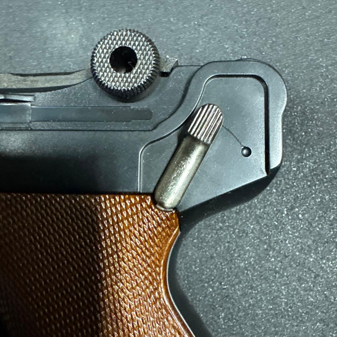 Luger Artillery Custom セミオートガスガン