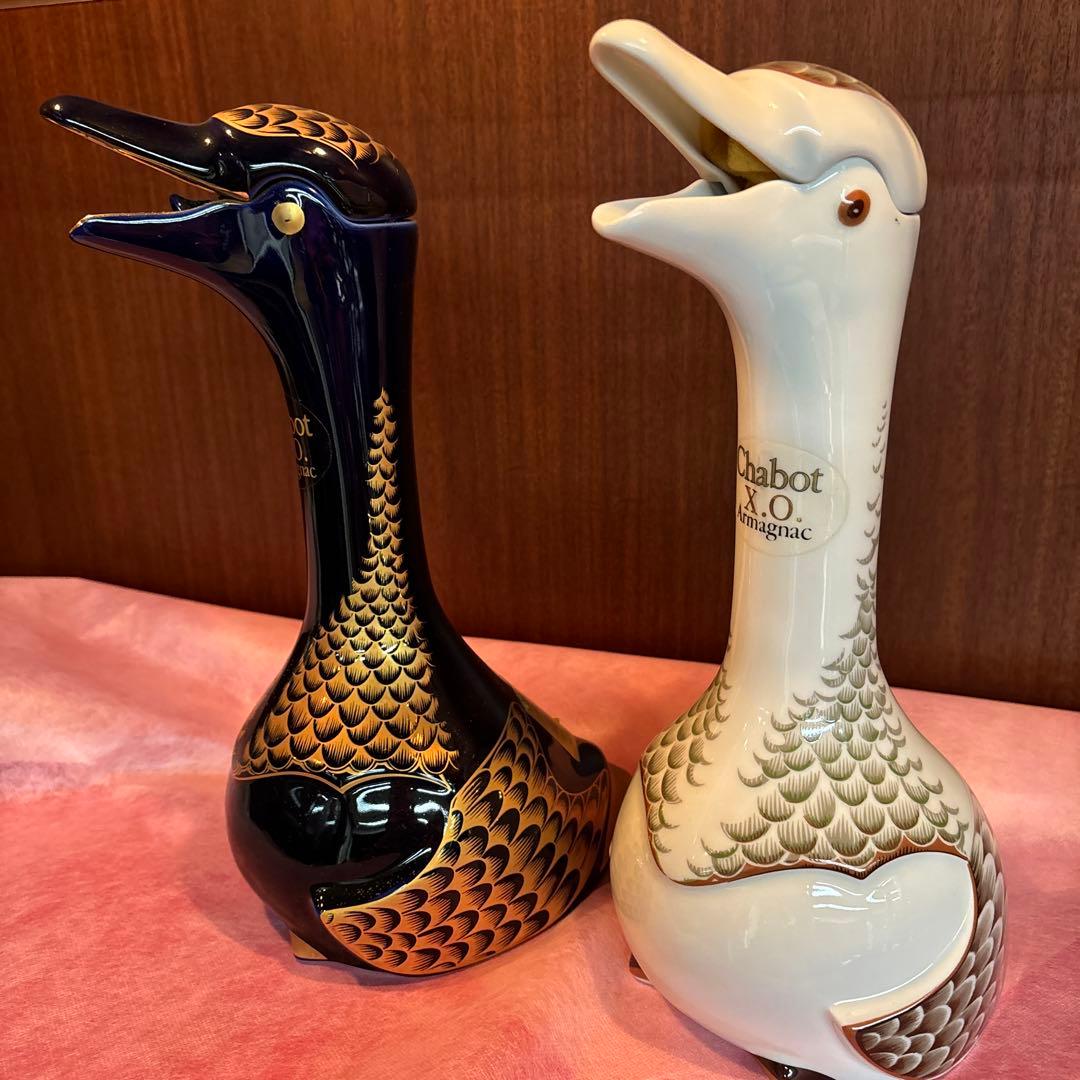 千*ん様 新品、未開栓シャボー XO アルマニャックシャボー（CHABOT)グー 未開栓 シャボー XO アルマニャック ブランデー Chabot 青陶器 替栓付