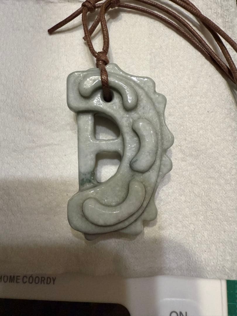 糸魚川翡翠‼️獣形勾玉‼️ 購入時10万円以上‼️これ以上の値引きは