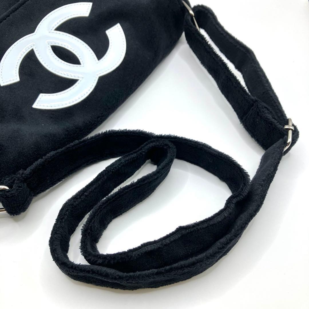 【美品】CHANEL シャネル　ノベルティ ショルダーバッグ　ハンドバッグ　黒