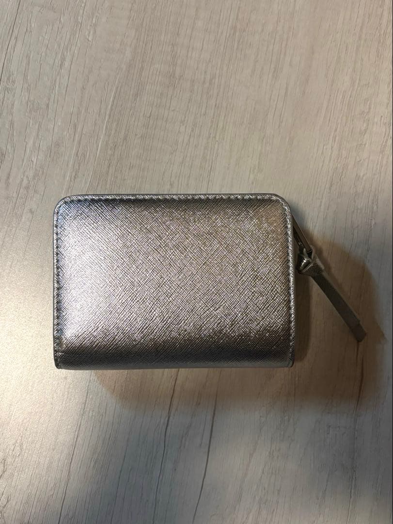 MARC JACOBS シルバー 二つ折り財布 美品