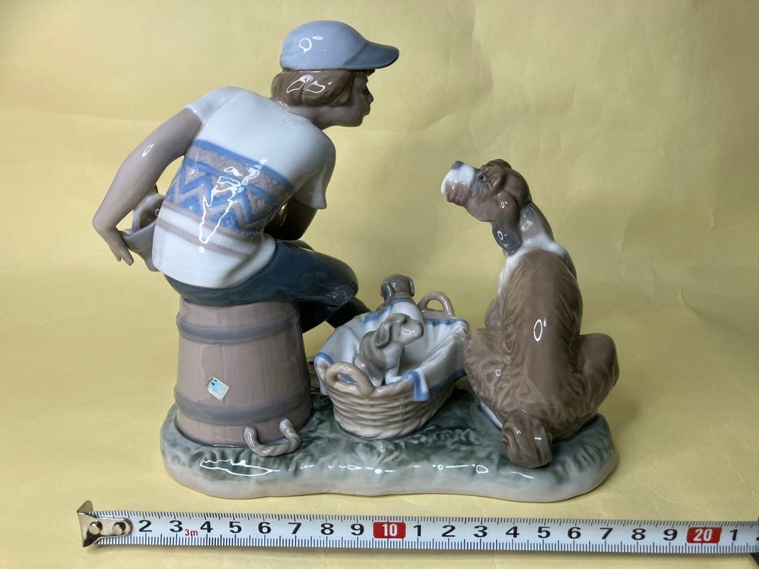 処分値下げ『1985年絶版レア品』リアドロ 犬と少年の陶器像（#5376）