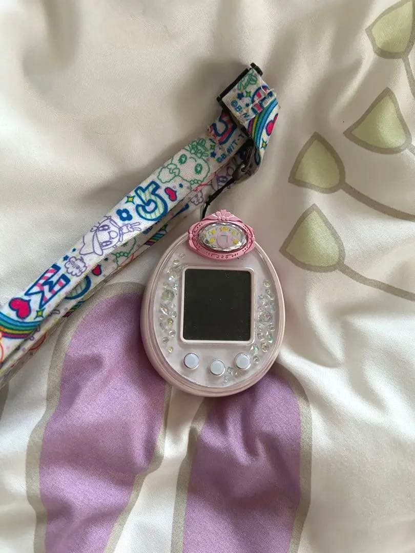 たまごっちp's イエロー たまデコピアスアニバーサリーチェンジ