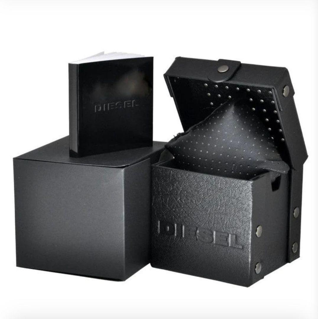 DIESEL　DZ7370 未使用新品☆腕時計　ディーゼル