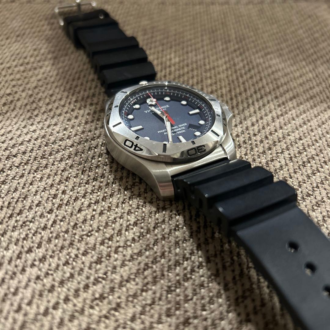 ビクトリノックス・スイスアーミー イノックスProfessional Diver