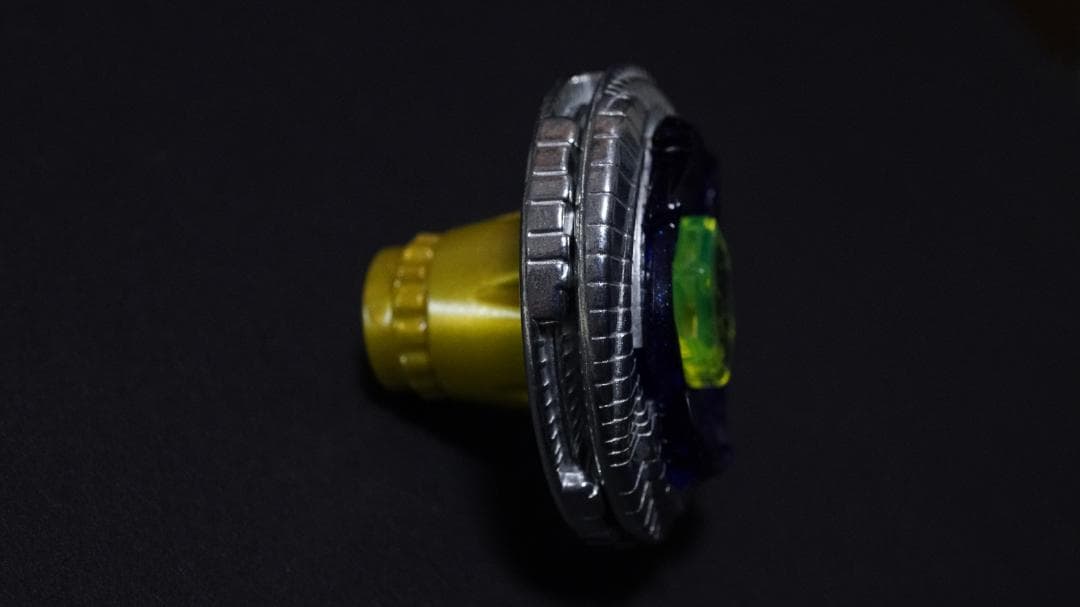 デュオウラヌス 限定 メタルファイトベイブレード 4D ゼロジー