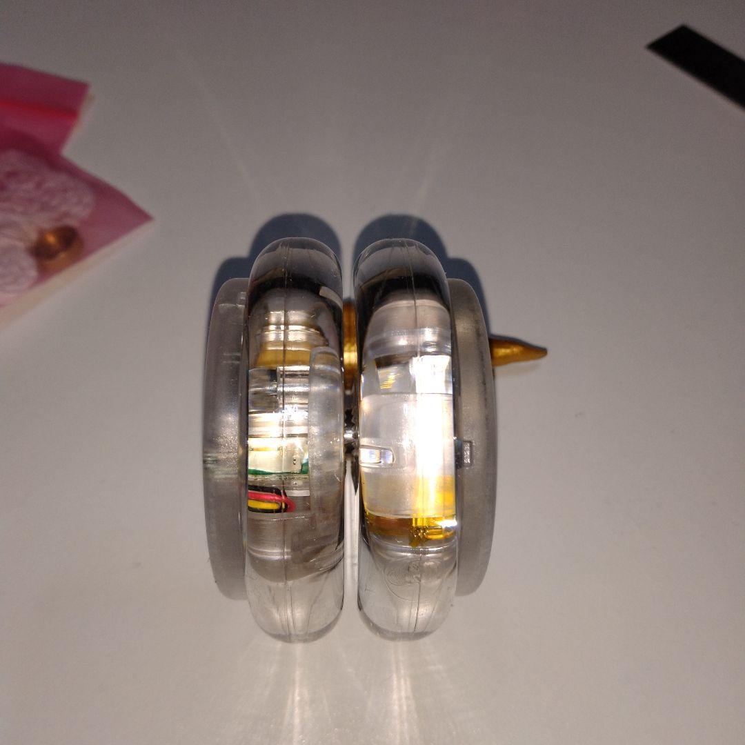 マジックヨーヨー 赤/銀 未使用品クサリ付き 全てのUSED商品