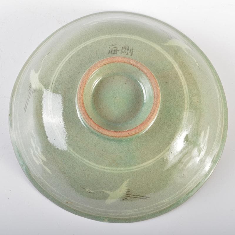 韓国人間文化財 柳海剛（柳根瀅）作 高麗青磁 象嵌鶴雲文茶碗 共