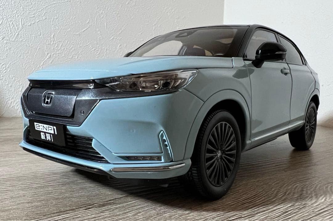 ホンダ HONDA e:NP1 ミニカー 1/18