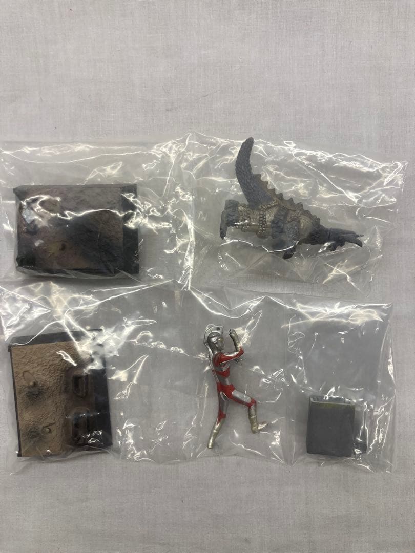 ウルトラ超獣名鑑 全11種 ノーマルセット ウルトラマンエース