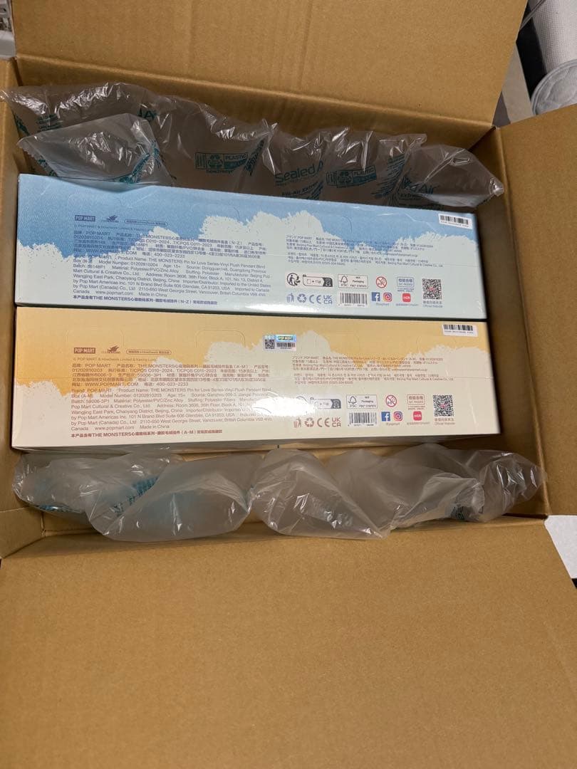 ラブブ　PIN FOR LOVE 　アソートbox2種　新品未開封シュリンク有り