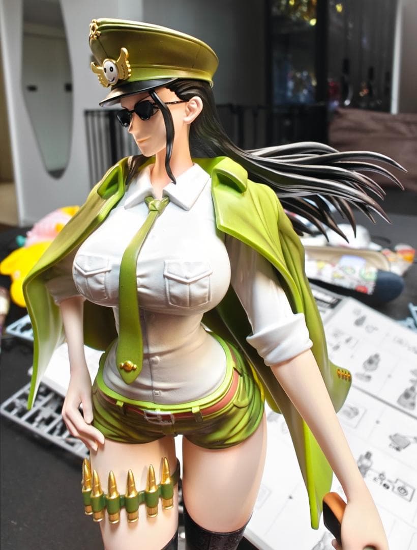 ONE PIECE ニコ・ロビン 樹脂 彫刻 フィギュア