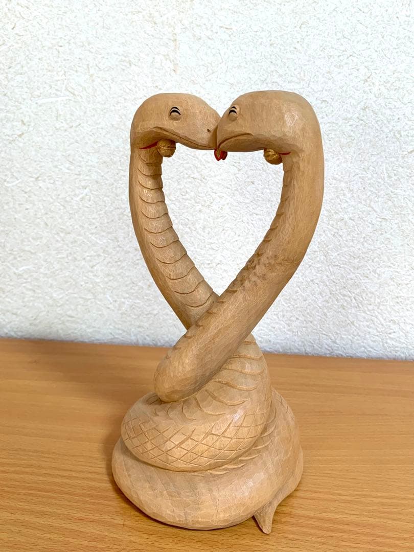 【新品未使用】　山中良行作　干支木刻「長〜く愛して」（楠）