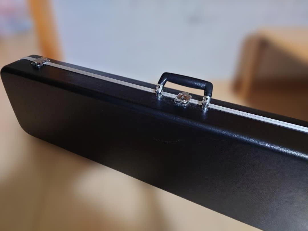 三味線, 中棹, ハードケース付き 中棹】三味線 本体一式 ハードケース付 現状品 - メルカリ