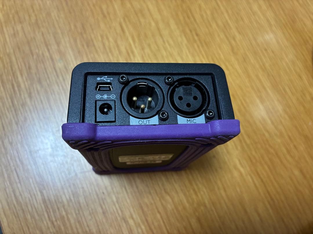 ボイスエフェクターディストーションTC-Helicon Voicetone X1