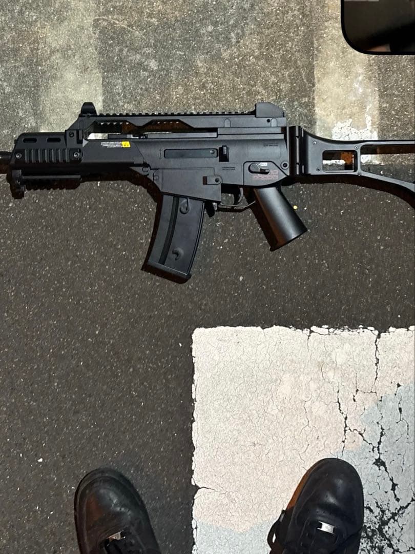 新品未使用です！！サブマシンのエアガンです！！