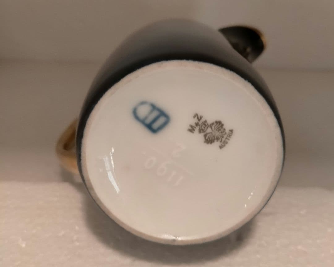 ロイヤルヴィエナスタイル　モリッツズデカウアー製　カップなど15点、小物入れ