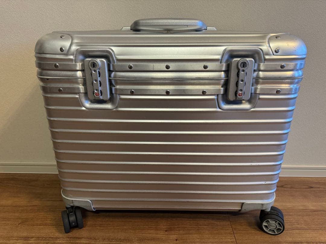 ☆Rimowa リモワ パイロットケース4輪