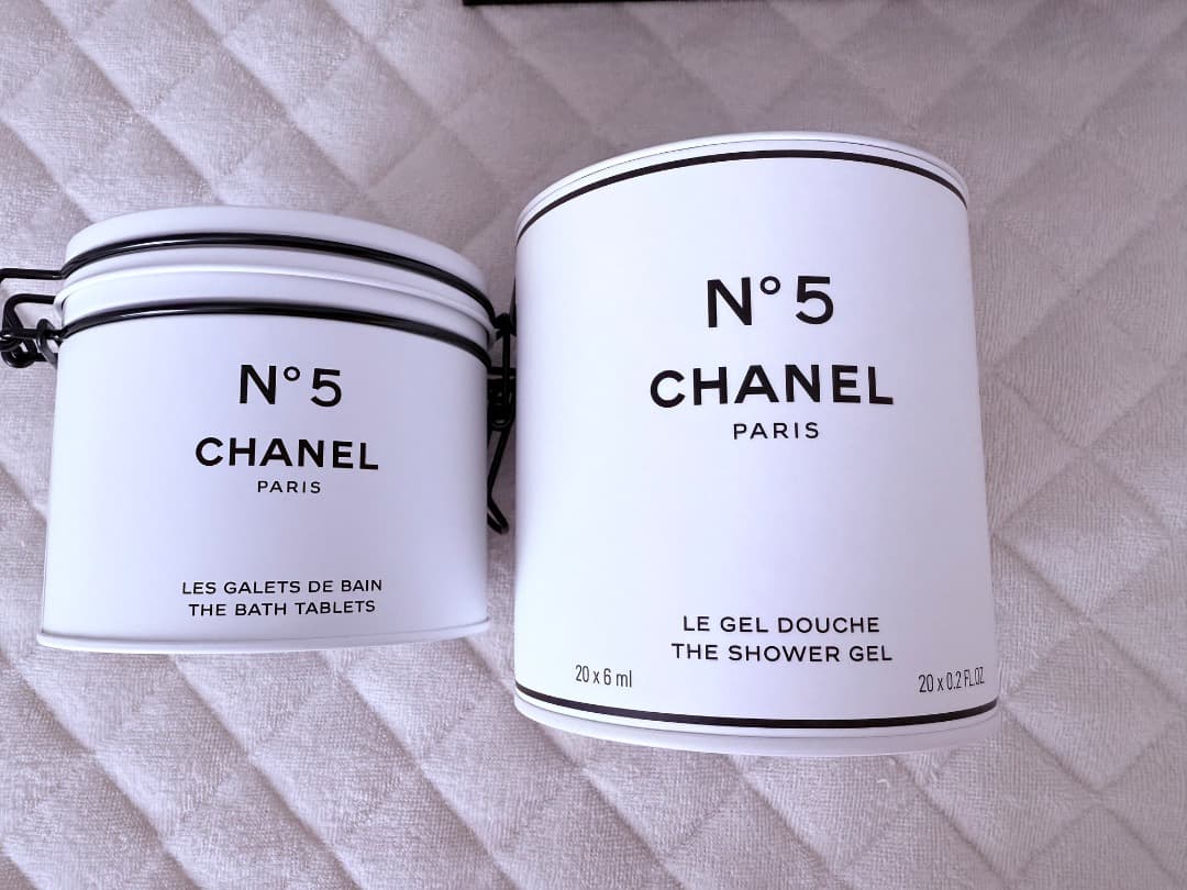 CHANEL N°5 シャワージェル 容器、CHANEL N°5 入浴剤 容器の通販はau