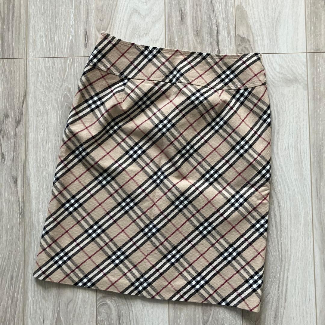 美品◾️バーバリーブルーレーベルノバチェックスカート36膝丈スカート