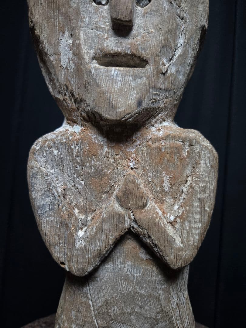 ネパール？祈りの像？彫像木彫り像プリミティブアート プタリ？