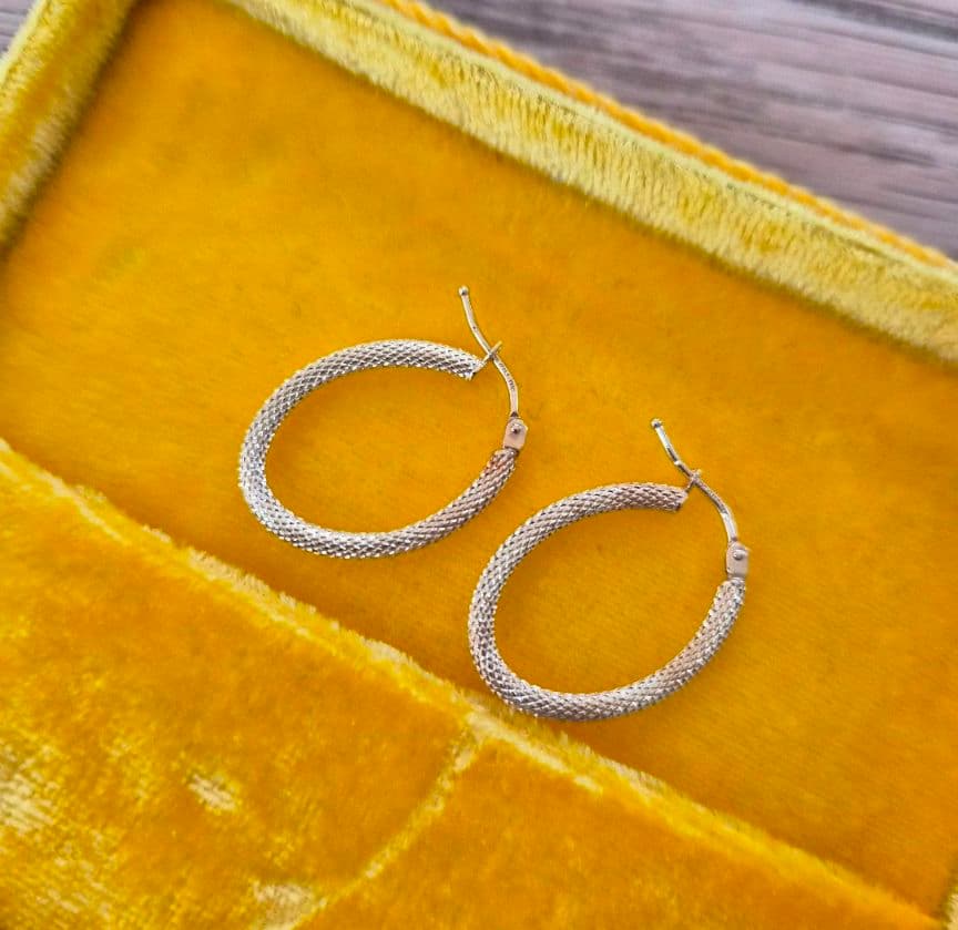 K18 フープ ピアス 750 Italy ウノアエレ ジュエリーツツミ ete - メルカリ