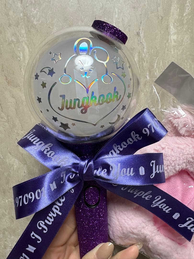 JUNG KOOK グク　bts ライト　bts