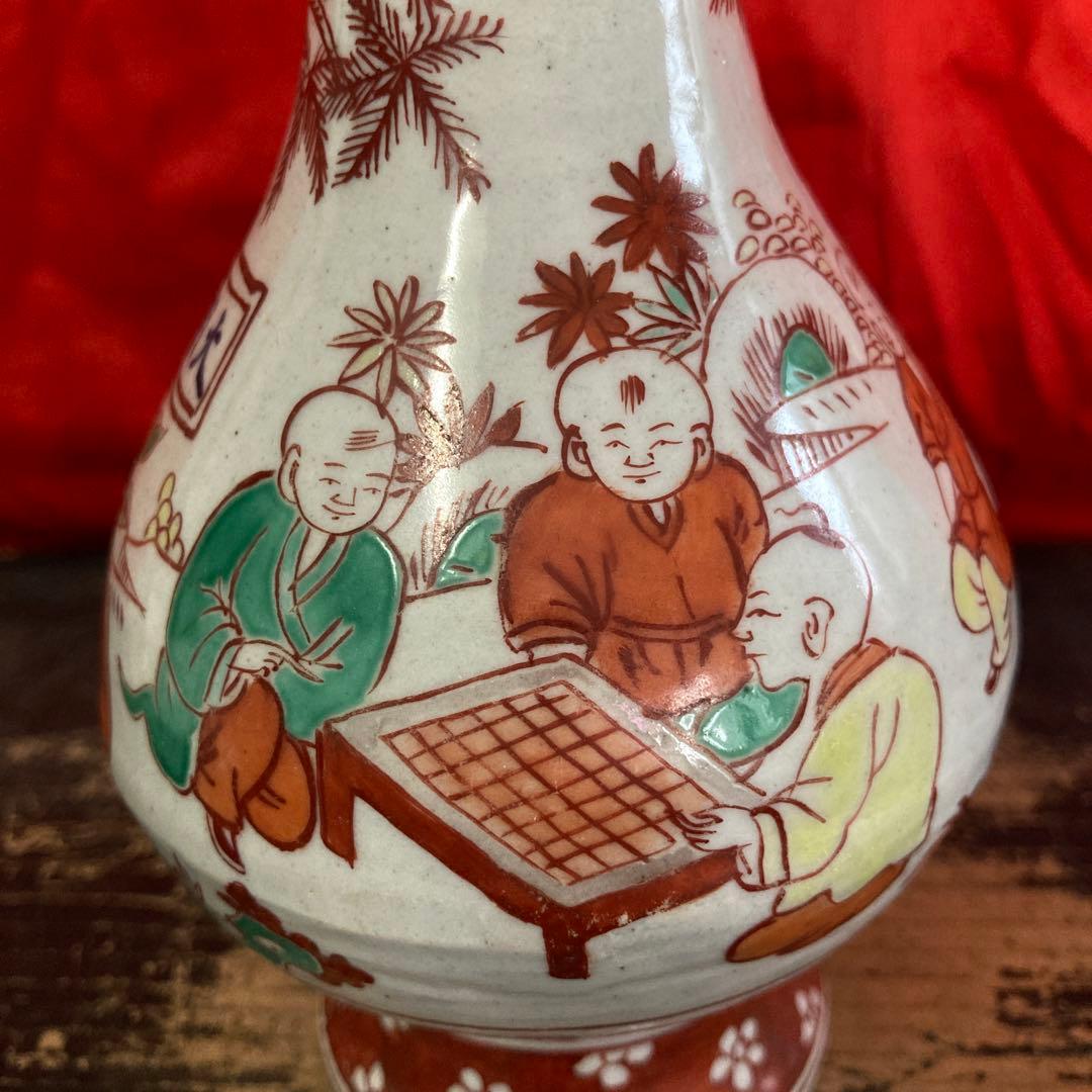 中国　色絵　蒜頭瓶　童子図　大明隆慶年造銘