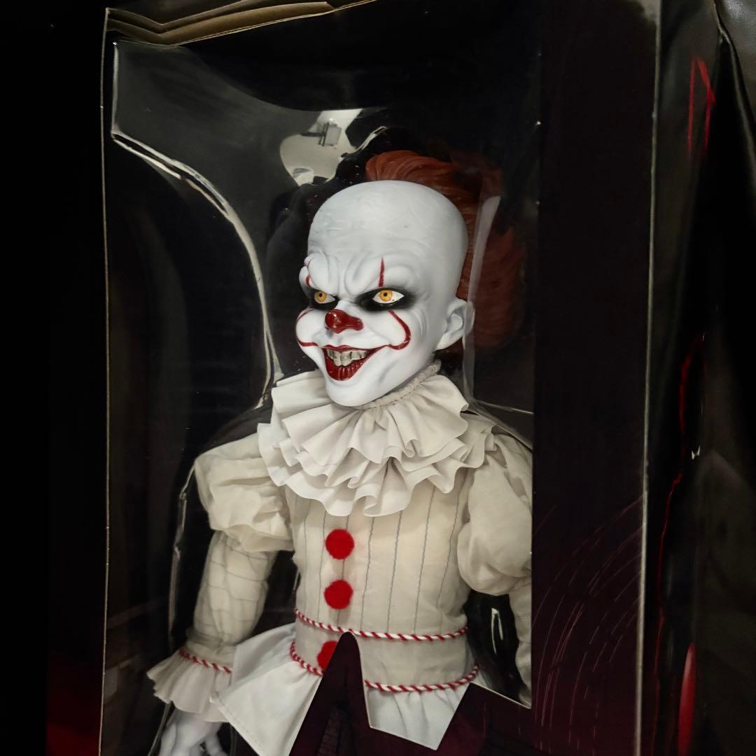 【未開封】激レア　IT ペニーワイズ　18インチ　フィギュア　メズコトイズ