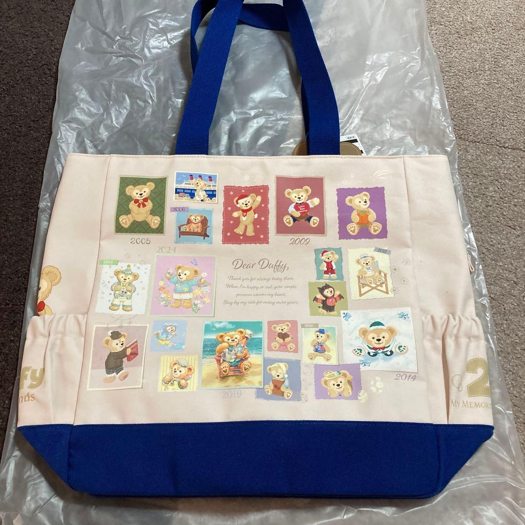 ディズニー　ダッフィー　20周年　トートバッグ ディズニーグッズ情報】「ダッフィー20周年バッグ」が可愛すぎる！限定