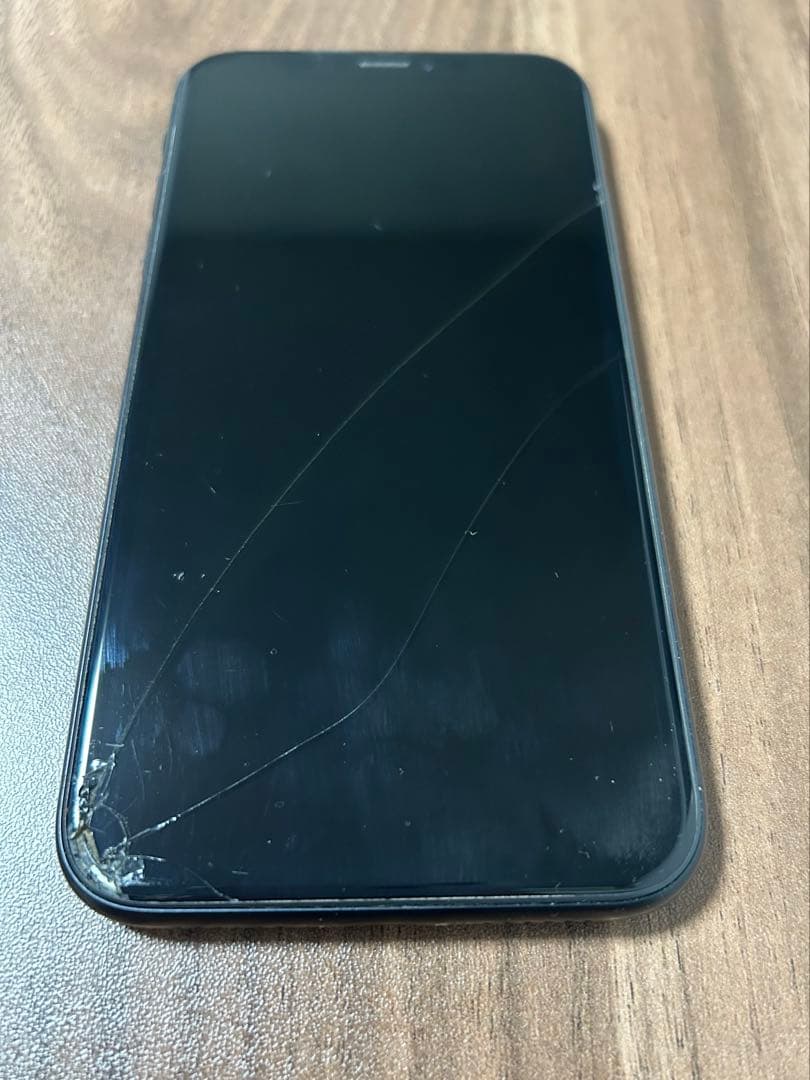 iPhone XR ブラック 画面ひび割れあり 本体 動作問題なし