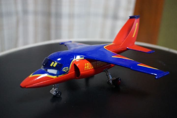 カーズ　ミニカー　ファルコンホーク　メーター　宇宙　3体セット　マテル　？