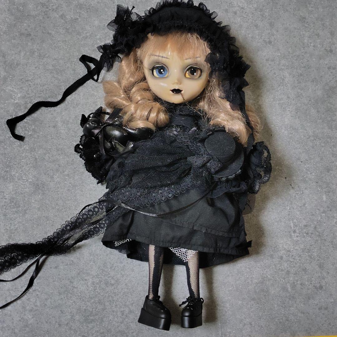 激レア☆Pullip-プーリップ【初期】 Noir-ノアール【絶版】ゴスロ