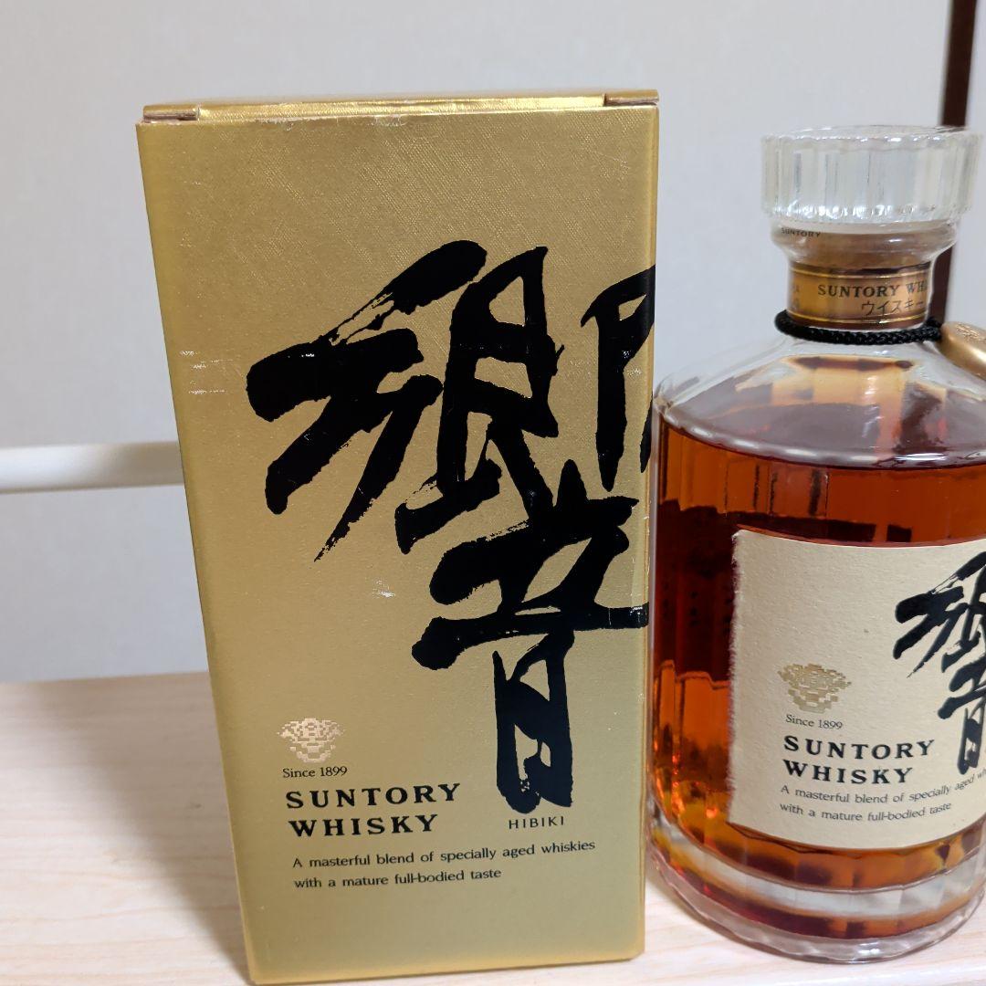 希少]SUNTORY［響］ノンエイジ 裏ゴールド 紐ありクリスタルキャップ良品