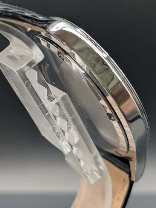 SEIKO セイコー デイト クォーツ ブラック文字盤 6N42-00B0