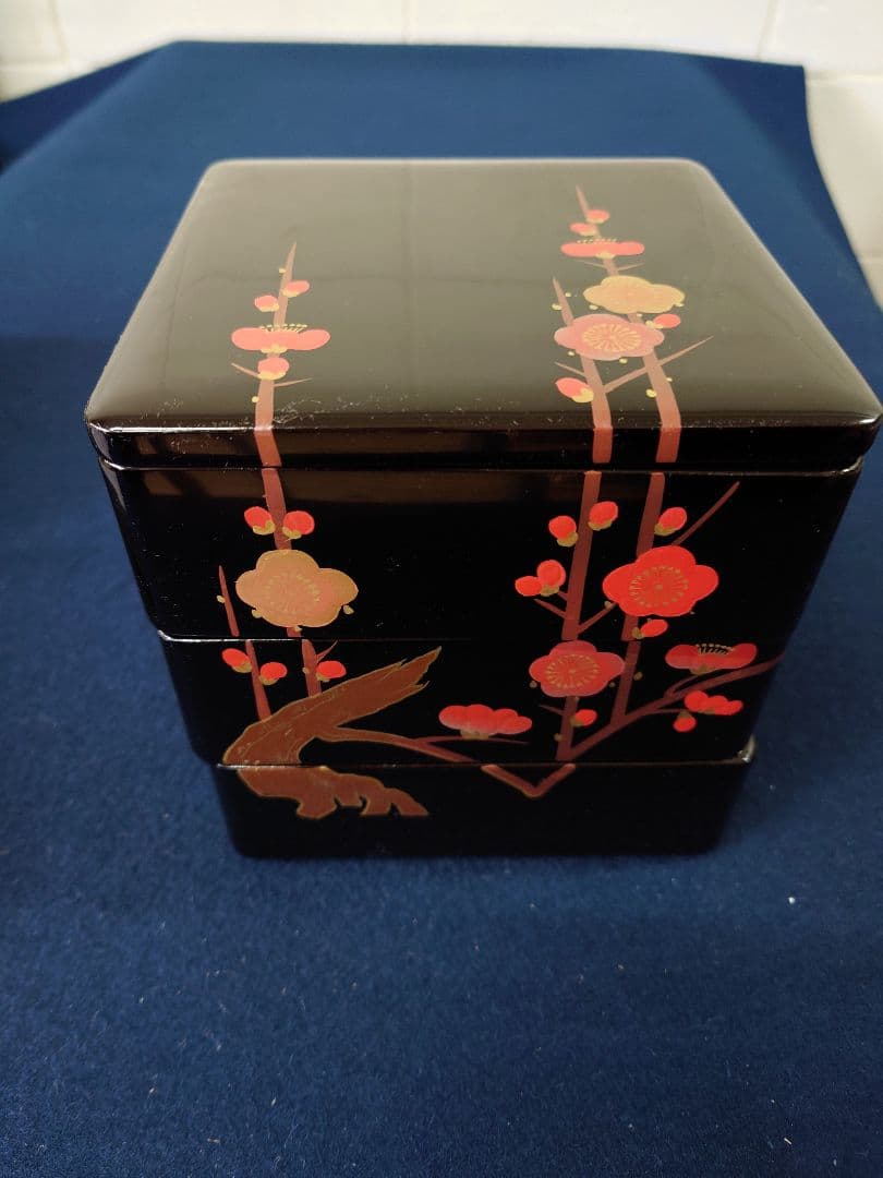 梅蒔絵三段重 紙箱 - メルカリ