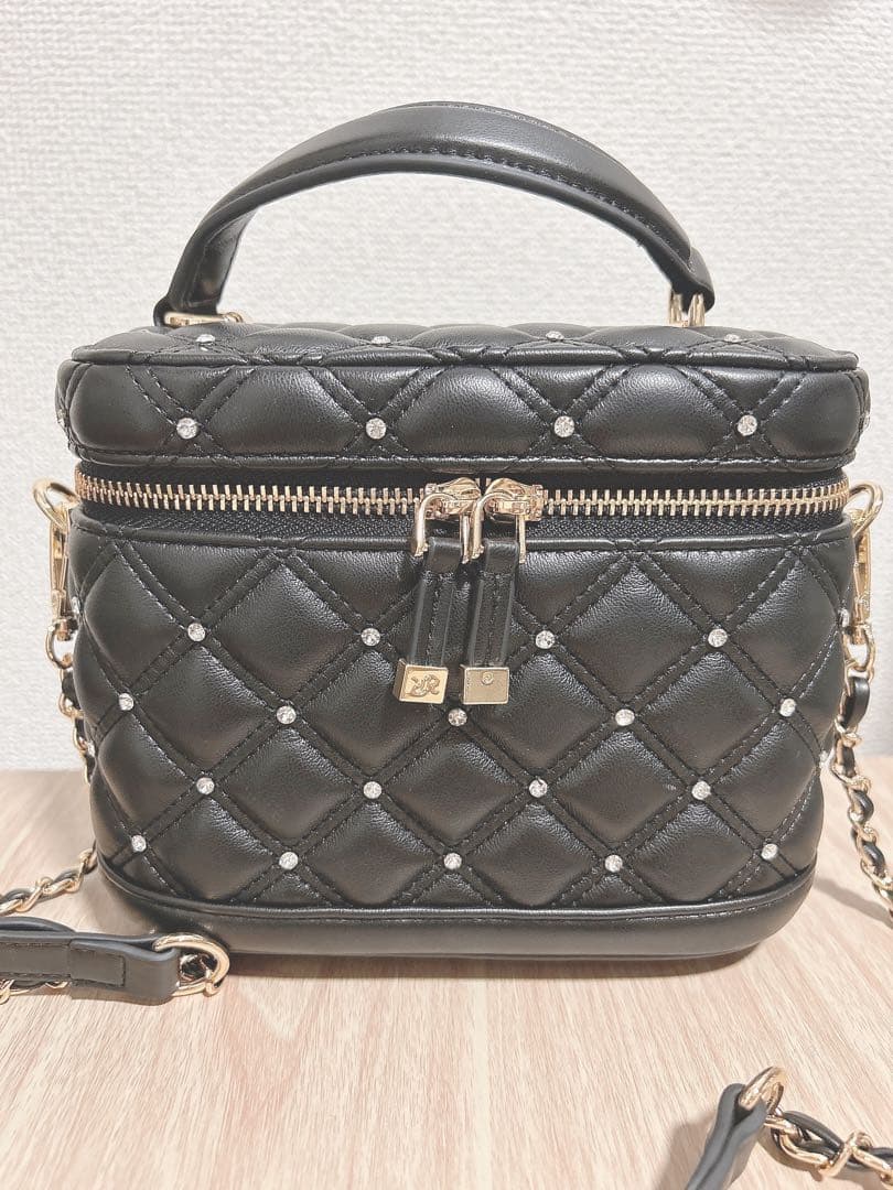 RANDA リボンチャームキルティングバニティバック