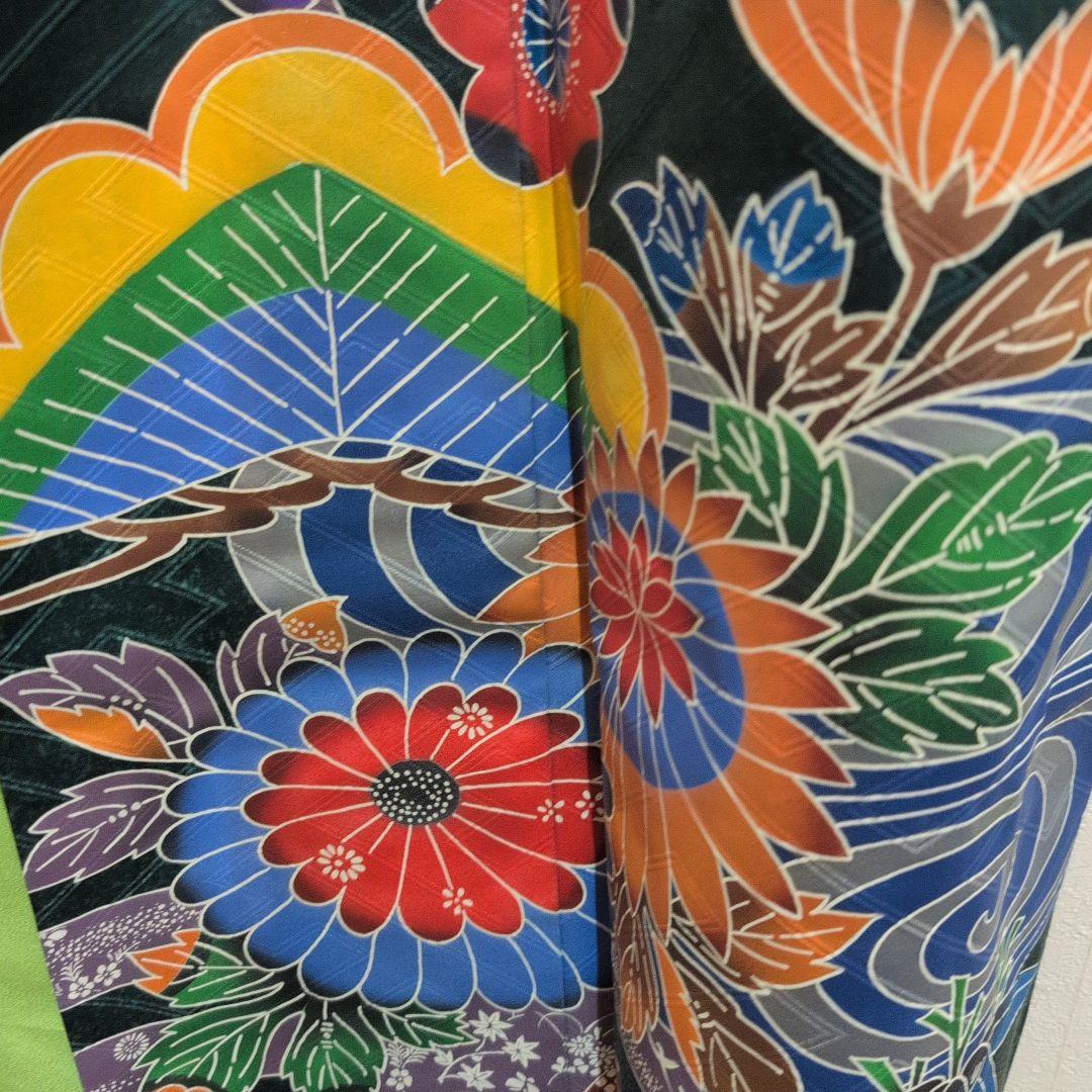 上質】紅型風ダークグリーン花柄振袖