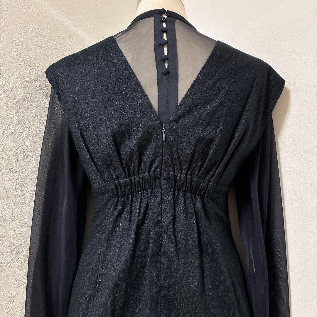 Vラインジャガードドレス / V line jacquard dress