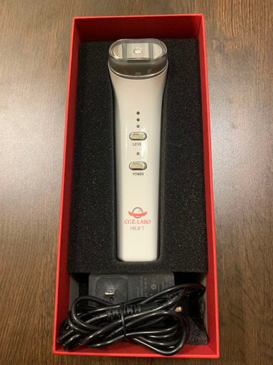 シーズラボ  ハイリフト 皮膚の専門家監修 エステサロンが開発した美顔器・人気のエステをご