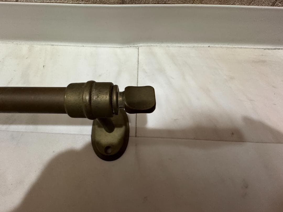アンティークなタオルハンガー バー1本