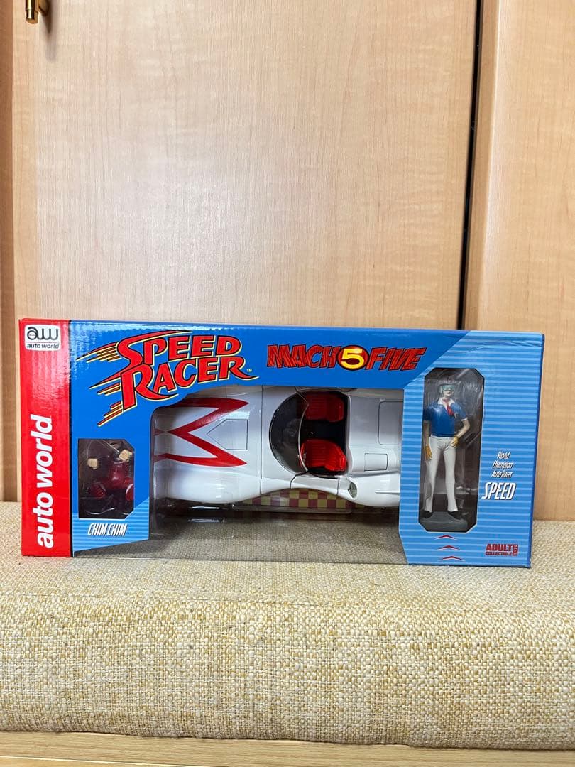 新品未開封　AUTO WORLD 1/18 マッハ号　ギミック多数