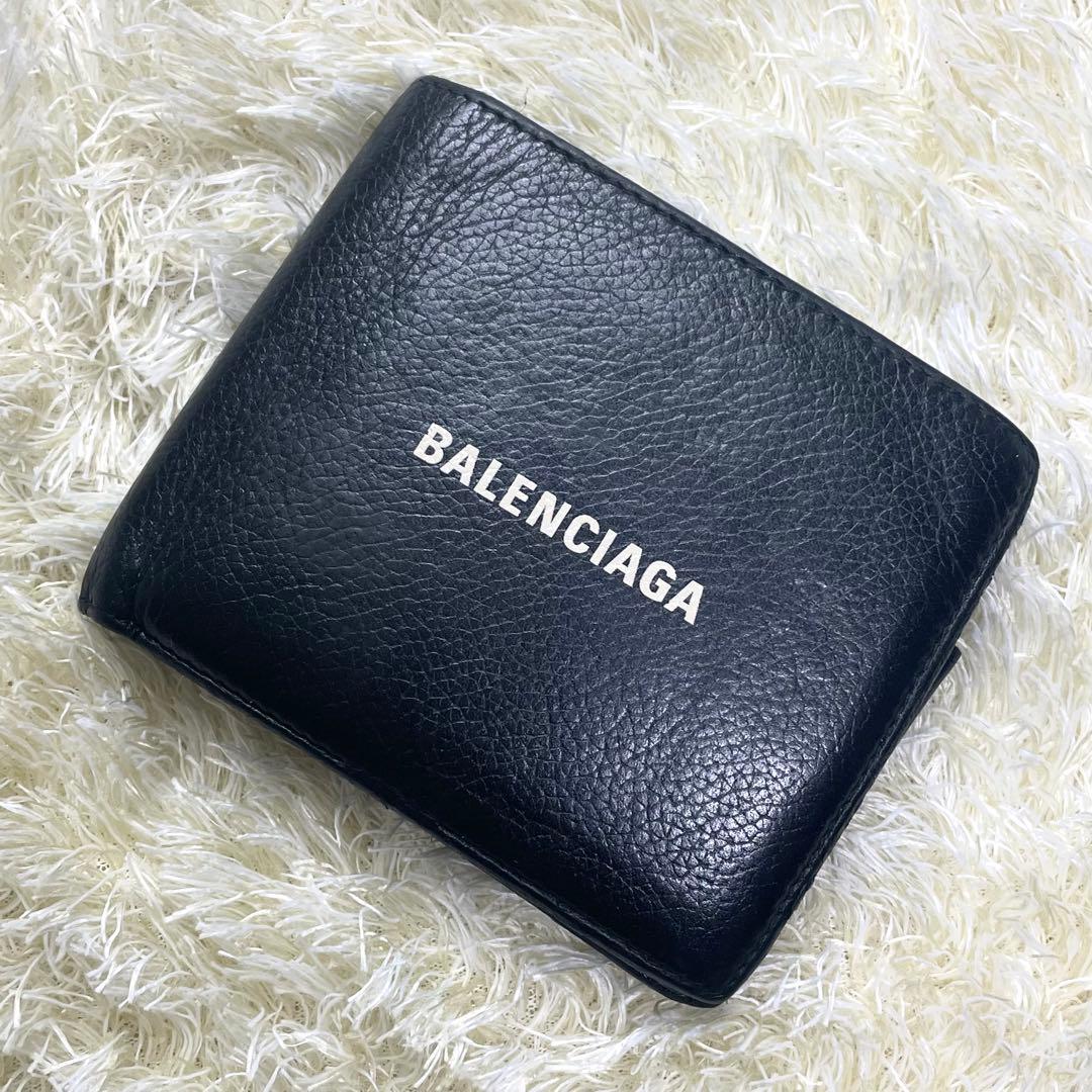 バレンシアガ エブリデイ 二つ折り財布 ブラック - メルカリ