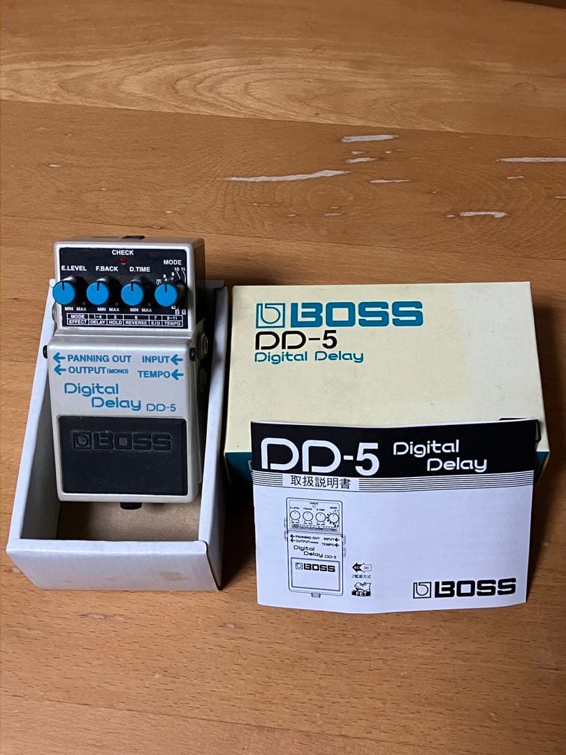 箱・説明書付】BOSS Digital Delay DD-5 BOSS DD-5 Digital Delay 箱