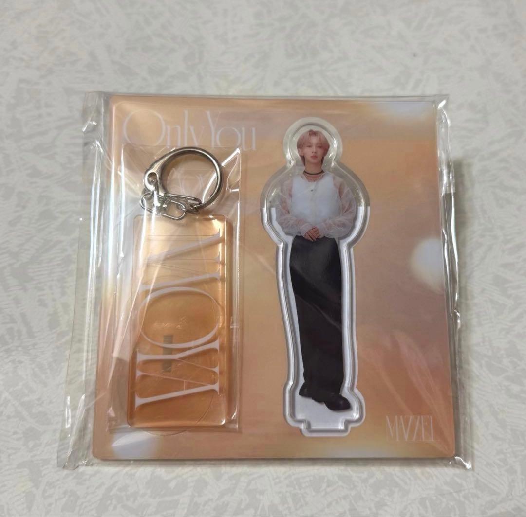 MAZZEL OnlyYou NAOYAアクスタ、ネームキーホルダー MAZZEL “Only