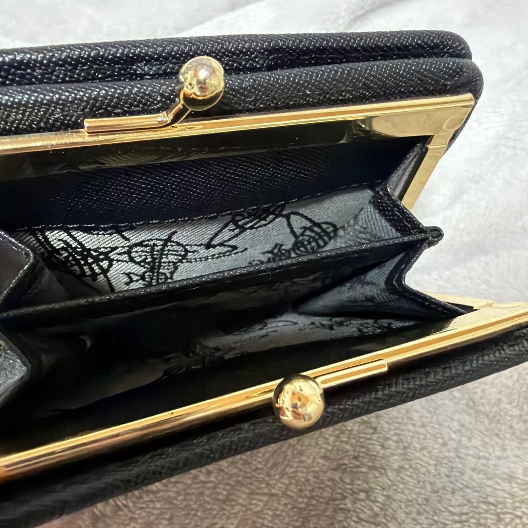 Vivienne Westwood ヴィヴィアン　二つ折り財布　がま口