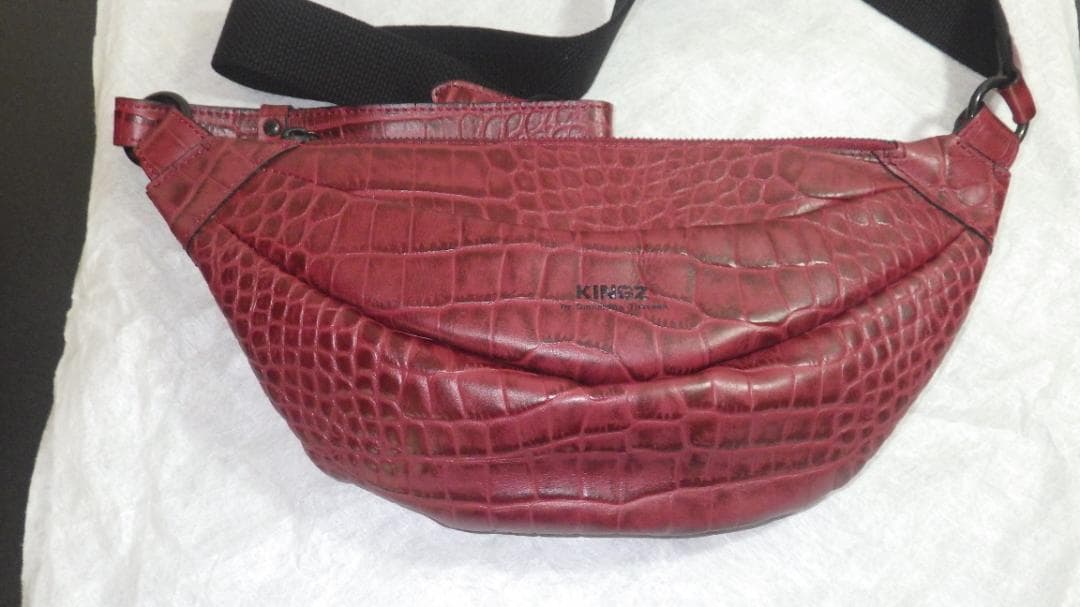 モンスターハンター　リオレウス　ショルダーバッグ　財布