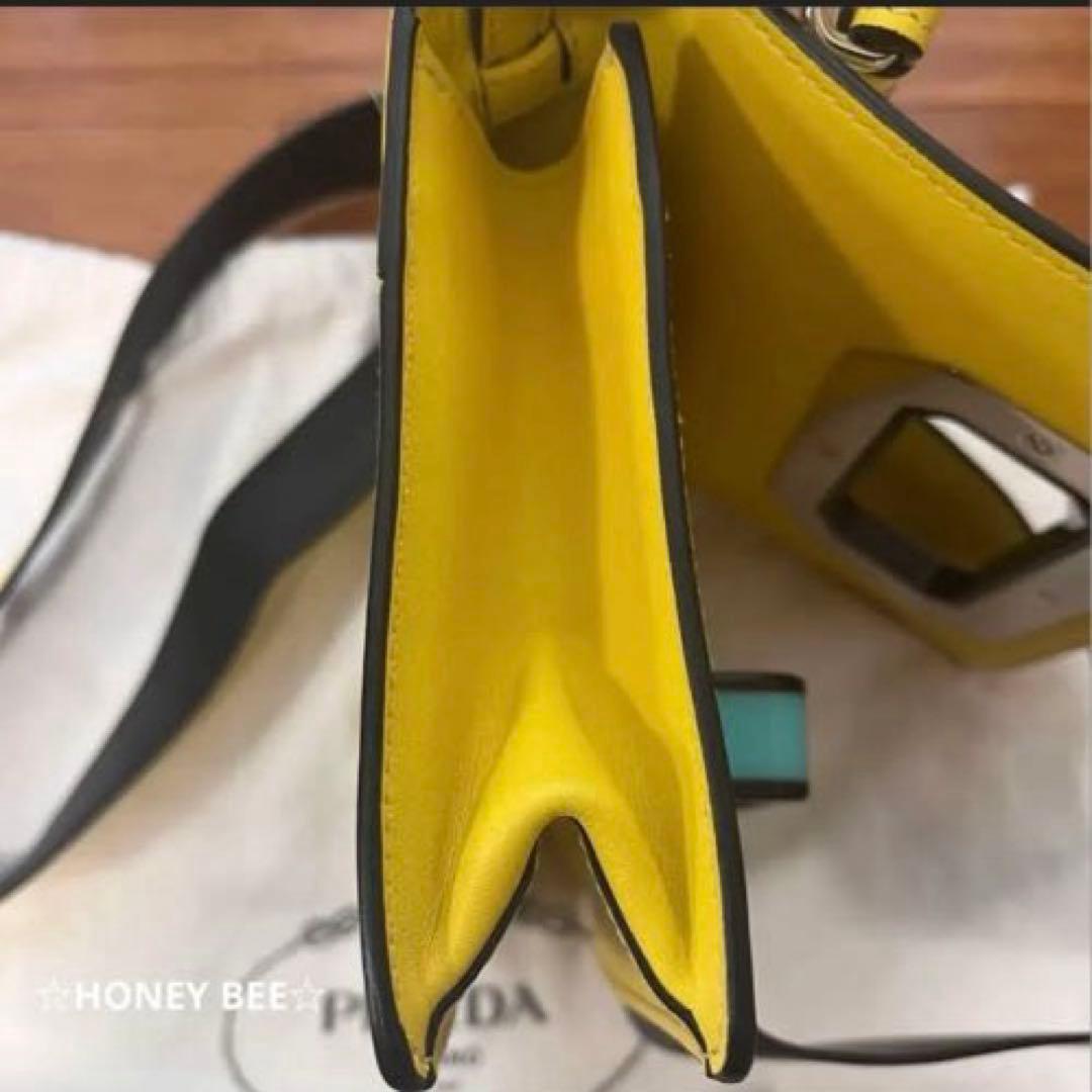 PRADA ショルダーバッグ レザー イエロー　プラダ　プレックスリボンバッグ