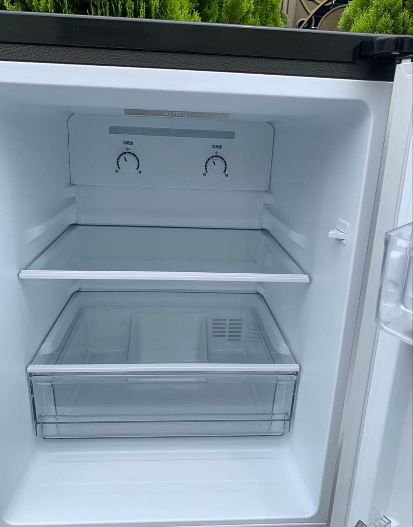 。　美品　Haier ２ドア冷蔵庫　2022年148L 右開き